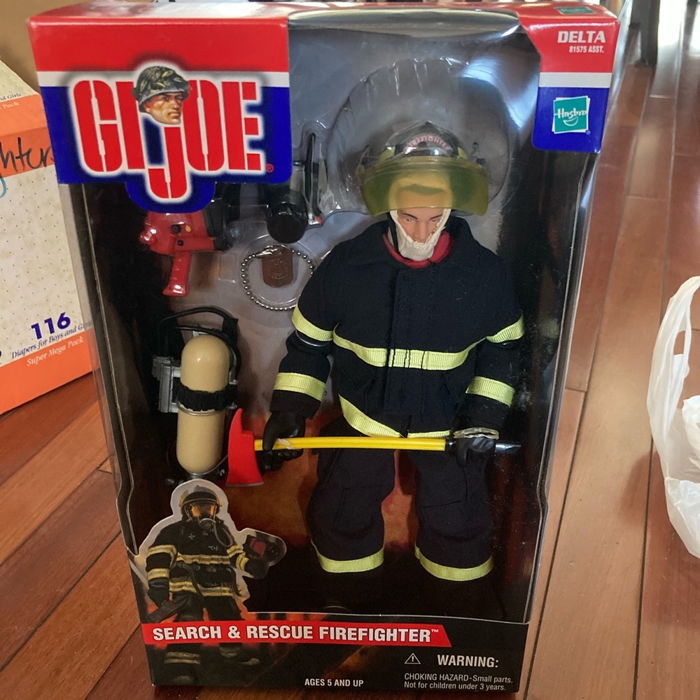 NIB GI Joe Search & Rescue Fireman